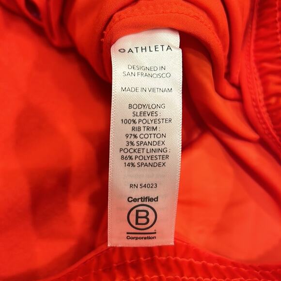 NWT ATHLETA Bright Red Zion Microfleece Full Zip Jacket Size Large - Picture 8 of 9
